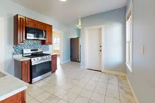 19 Nightingale St, Boston, MA 02124 - Photo 3