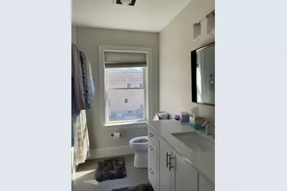 896 Chestnut St #896, Newton, MA 02468 - Photo 13