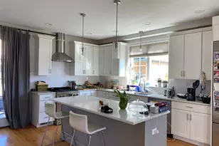 896 Chestnut St, Newton, MA 02468 - Photo 3