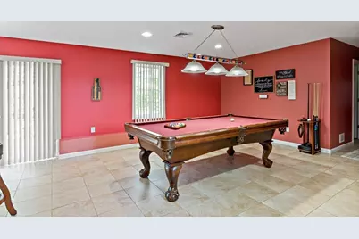 1084 Laurel St, Fall River, MA 02721 - Photo 23