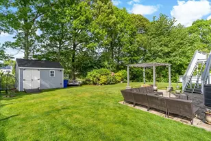 1084 Laurel St, Fall River, MA 02721 - Photo 35