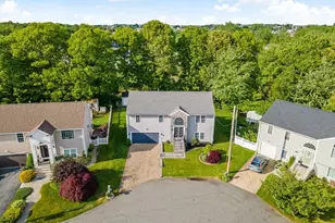 1084 Laurel St, Fall River, MA 02721 - Photo 3