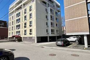 4 Trowbridge Pl, Cambridge, MA 02138 - Photo 11