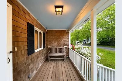 98 Ebony St, Fairhaven, MA 02719 - Photo 5