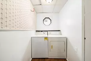 11 Fernwood Ave, Lynn, MA 01904 - Photo 13