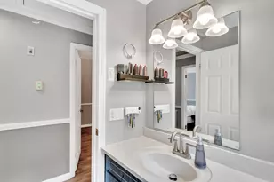 14 Otis St, Woburn, MA 01801 - Photo 15