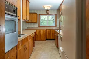 49 Harlow Dr, Amherst, MA 01002 - Photo 11