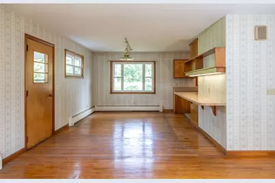 49 Harlow Drive, Amherst, MA 01002 - Photo 15