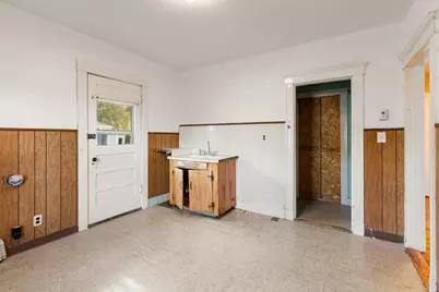 83 Dartmouth Street, Everett, MA 02149 - Photo 23