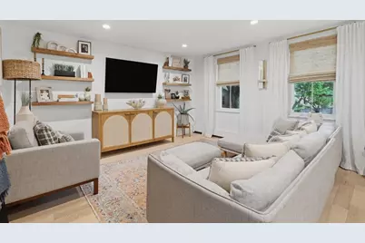 31 Olive Street #31, Newburyport, MA 01950 - Photo 3