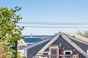 127 Bradford St, Provincetown, MA 02657 - Photo 3