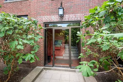 15 Monmouth Court #5, Brookline, MA 02446 - Photo 17