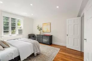 15 Monmouth Ct, Brookline, MA 02446 - Photo 11