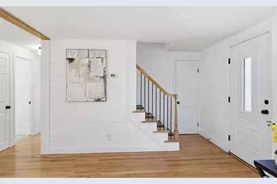 97 Maebeth St, Springfield, MA 01119 - Photo 17