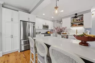 37 Marlboro St, Newburyport, MA 01950 - Photo 15