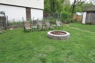 10 Bartlett St, South Hadley, MA 01075 - Photo 9