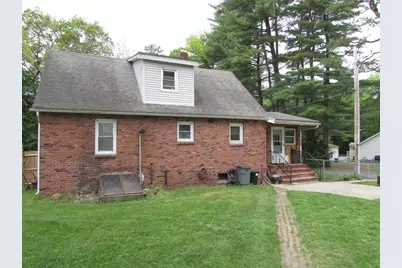 10 Bartlett St, South Hadley, MA 01075 - Photo 5