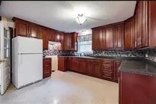 10 Bartlett St, South Hadley, MA 01075 - Photo 35