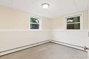 39 Warren St, Newburyport, MA 01950 - Photo 19