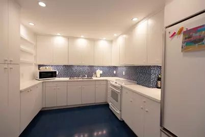 1265 Beacon Street #702, Brookline, MA 02446 - Photo 5