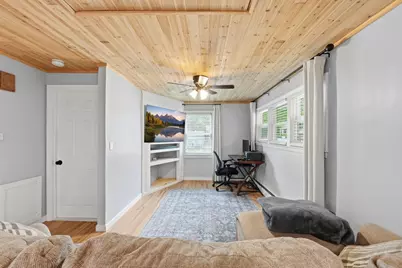 57 Plain St, Upton, MA 01568 - Photo 7