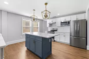 42 School St, Salem, MA 01970 - Photo 3