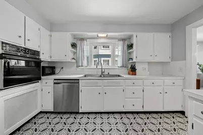 19 Broadway, Lynn, MA 01904 - Photo 13