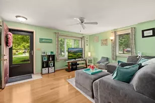1601 Lewis O Gray Dr, Saugus, MA 01906 - Photo 5