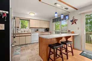1601 Lewis O Gray Dr, Saugus, MA 01906 - Photo 13