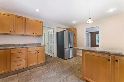 60 Chapel St, Shirley, MA 01464 - Photo 9