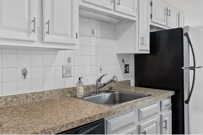 22 Collins St #26, Danvers, MA 01923 - Photo 9