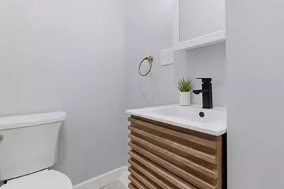 7 1/2 Pleasant St, Salem, MA 01970 - Photo 19