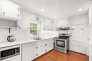 74 Galen St, Waltham, MA 02451 - Photo 3