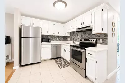 52 Randolph Dr #52, Tewksbury, MA 01876 - Photo 3