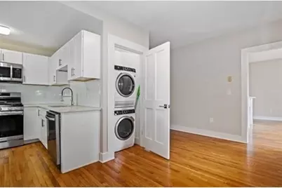 35 Oak Ave #2, Worcester, MA 01605 - Photo 5