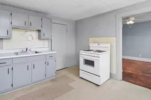 102-104 Harvard St, Waltham, MA 02453 - Photo 5