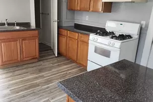13 Sackett St, Westfield, MA 01085 - Photo 3