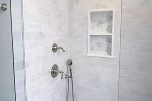 66 Pleasant St, Marblehead, MA 01945 - Photo 15