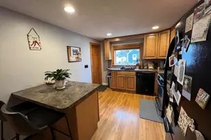 34 Grandview Ave, Watertown, MA 02472 - Photo 3