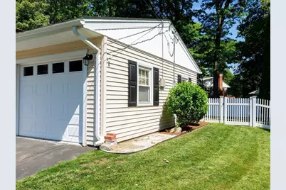 42 Bruce Road, Bellingham, MA 02019 - Photo 5