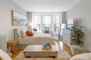 8 Garrison St, Boston, MA 02116 - Photo 5