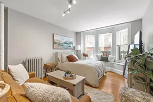 8 Garrison St, Boston, MA 02116 - Photo 1