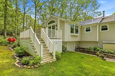 17 Briggs Ave, Bourne, MA 02532 - Photo 3
