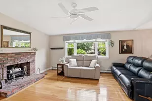 17 Briggs Ave, Bourne, MA 02532 - Photo 7