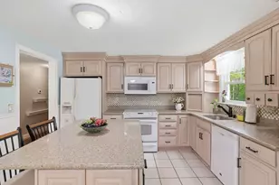 17 Briggs Ave, Bourne, MA 02532 - Photo 9