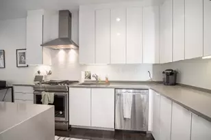 2 W Sixth St, Boston, MA 02127 - Photo 5