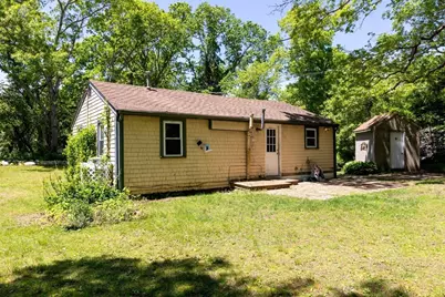 8 Pond View Cir, Plymouth, MA 02360 - Photo 5