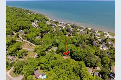 8 Pond View Cir, Plymouth, MA 02360 - Photo 3