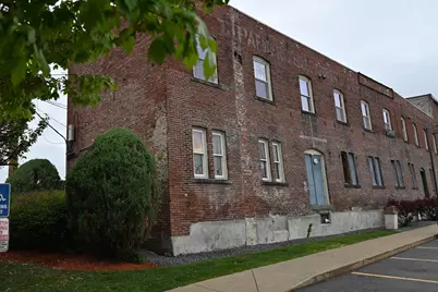 590 Dutton St, Lowell, MA 01854 - Photo 5