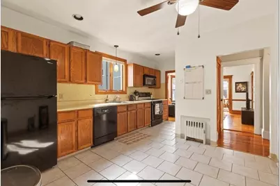 21 Bradbury Ave #A, Medford, MA 02155 - Photo 3